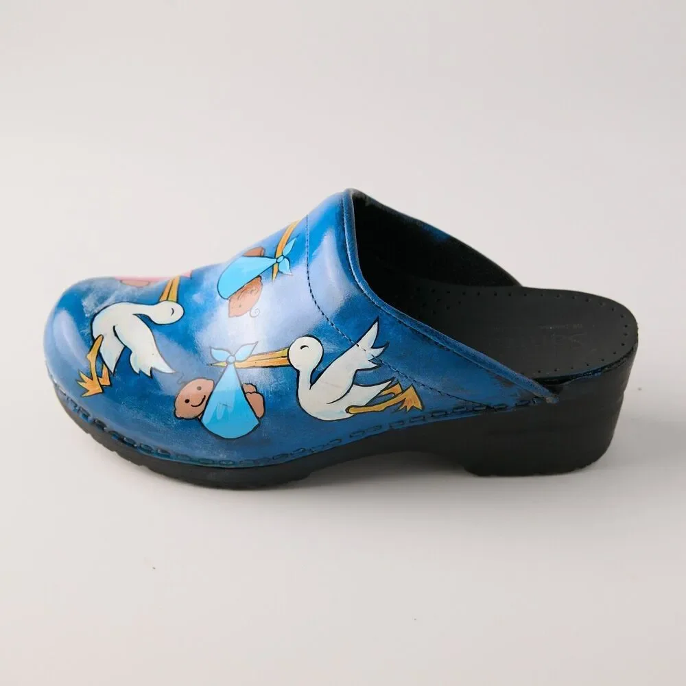 Sanita Hand Painted Stork Baby Clogs Sz 37 EU Nurse RN Midwife Shoes Denmark - Picture 13 of 15